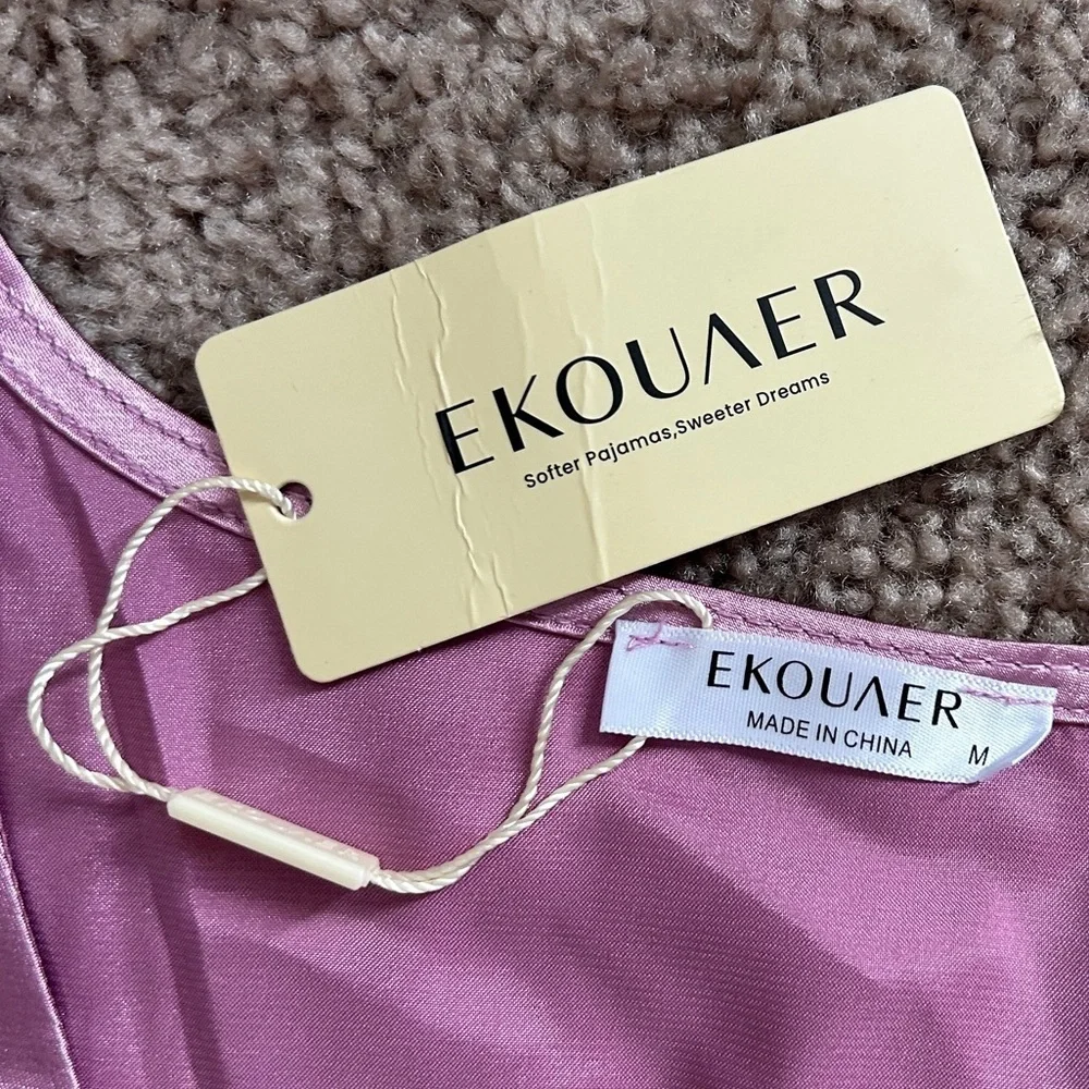 Ekouaer Pink Luxurious Soft Silk Pajama Sleepwear Set NWT Size Medium